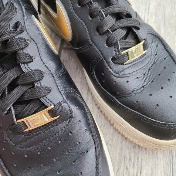 Nike Air Air Force 1 women's sneakers black white and gold size 7 - Picture 11 of 14